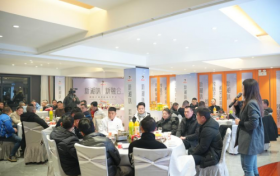 辣妹子“餐+饮”品鉴会新模式赋能新餐饮